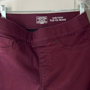 Levi Jeans pull on Skinny Jeans